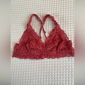 Victoria’s Secret Daisy Lace Bralette In coral Size M Criss Cross Back Strappy